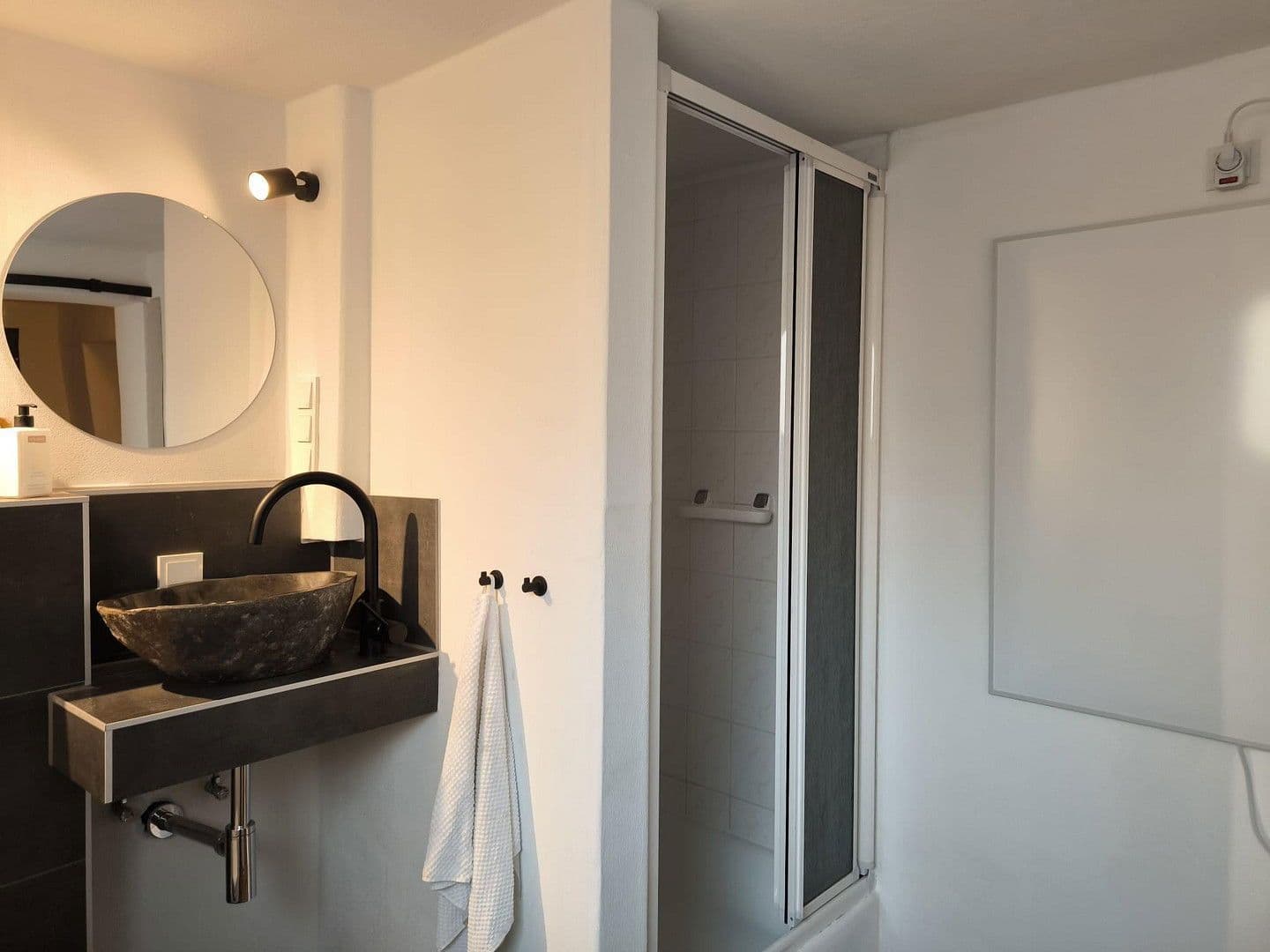 1 bedroom with open-plan kitchen flat to rent, 55 m², Schmitten im Taunus, Hesse 1 bedroom with open-plan kitchen flat to rent, 55 m², Schmitten im Taunus, Hesse