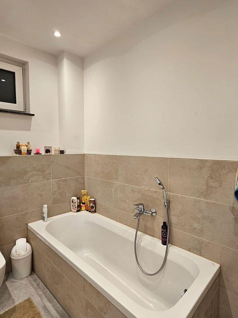 3 bedroom flat to rent, 82 m², Erlensee, Hesse 3 bedroom flat to rent, 82 m², Erlensee, Hesse