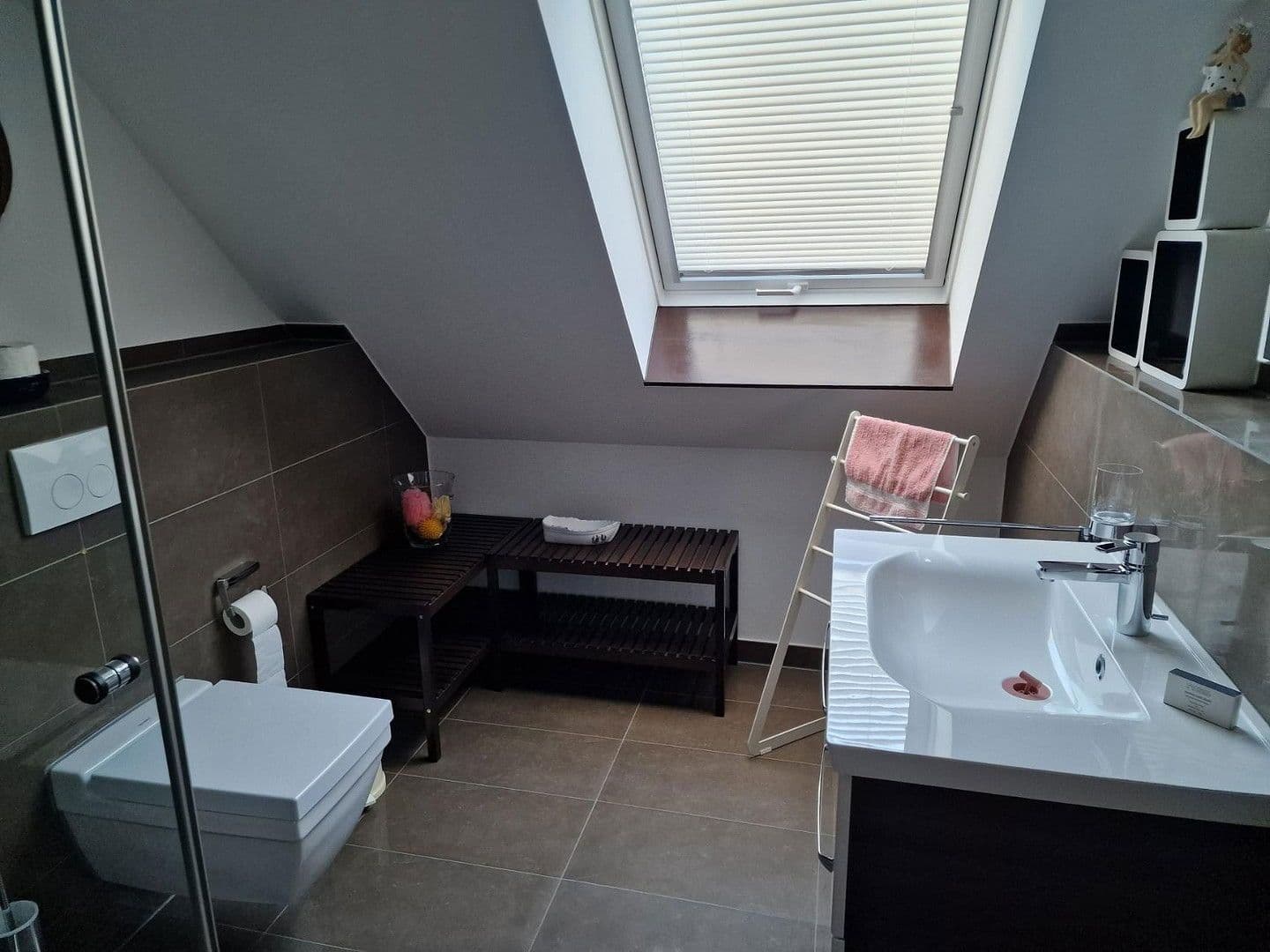 3 bedroom with open-plan kitchen flat to rent, 115 m², Ratingen, North Rhine-Westphalia 3 bedroom with open-plan kitchen flat to rent, 115 m², Ratingen, North Rhine-Westphalia