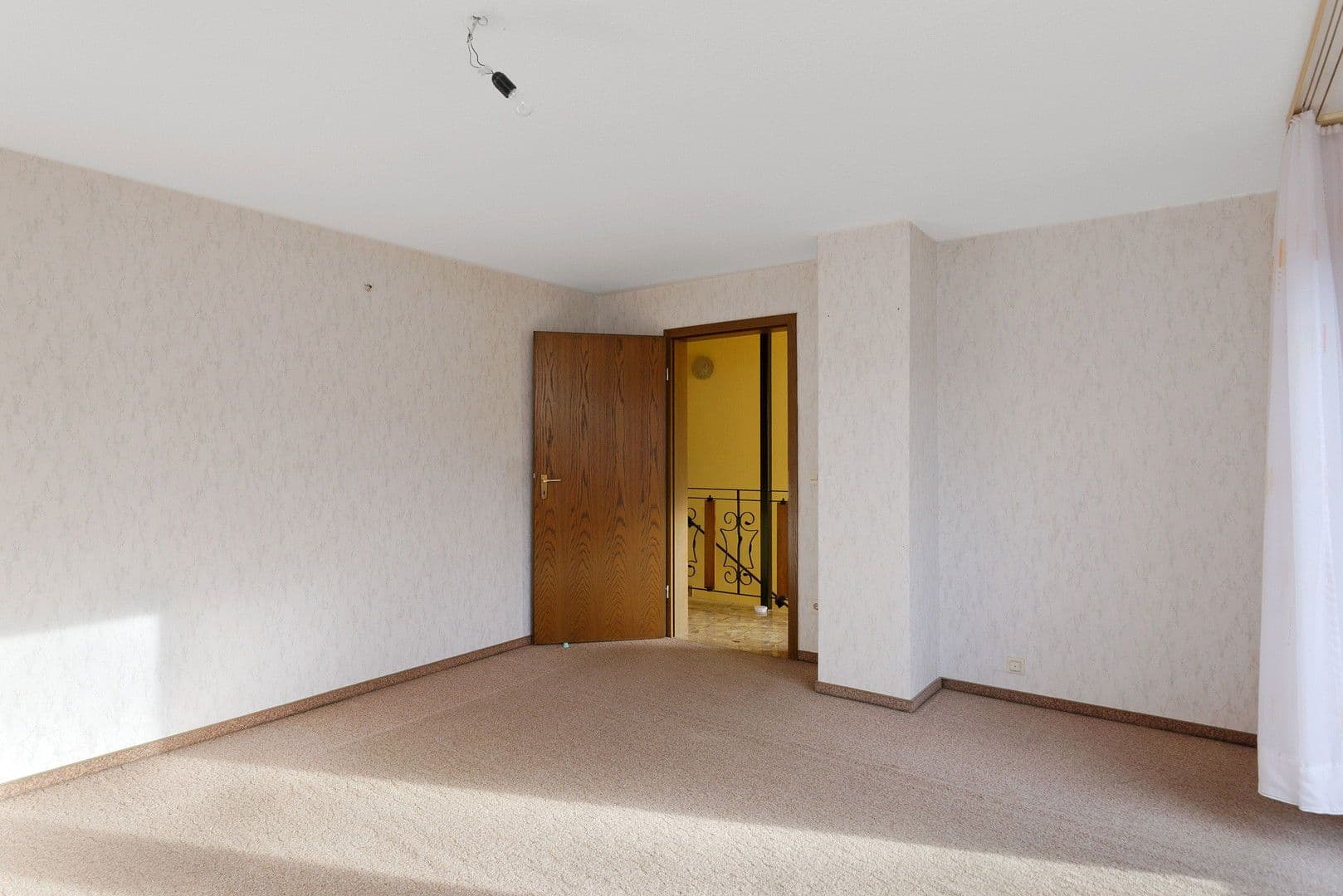 house for sale, 187 m², Laubach, Rhineland-Palatinate house for sale, 187 m², Laubach, Rhineland-Palatinate