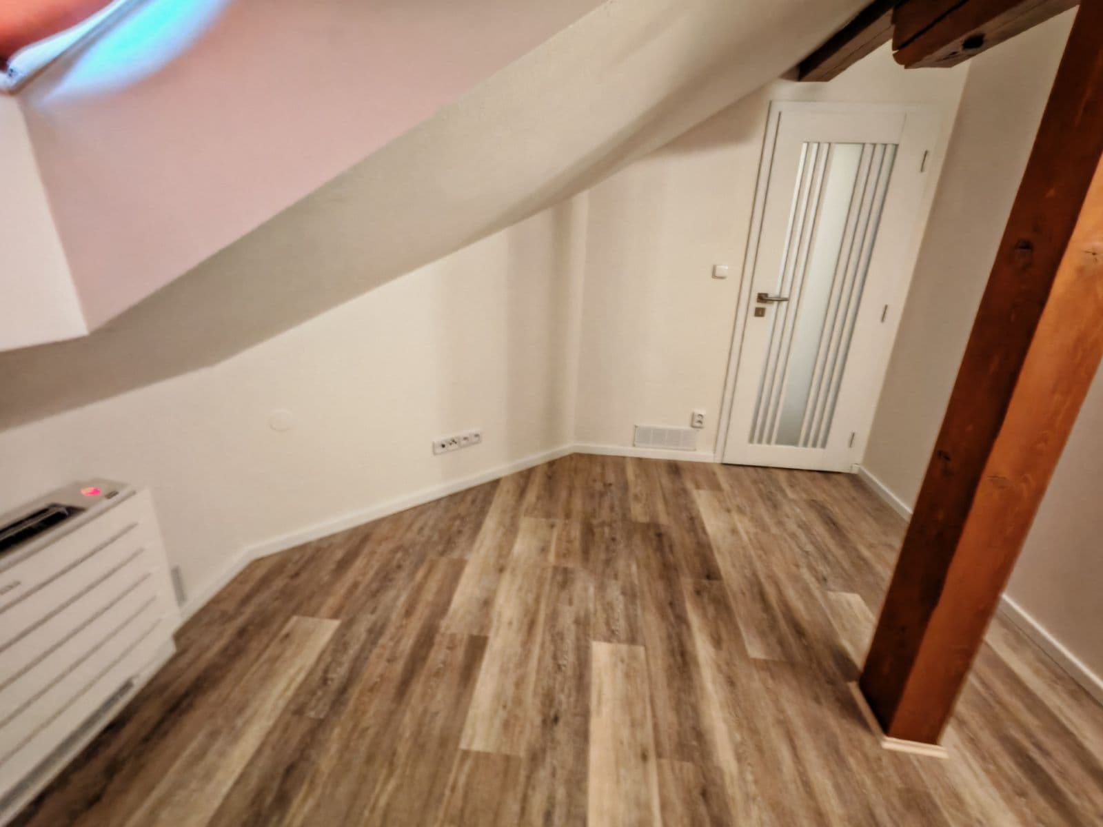 2 bedroom with open-plan kitchen flat to rent, 126 m², Navrátilova, Prague, Prague 2 bedroom with open-plan kitchen flat to rent, 126 m², Navrátilova, Prague, Prague