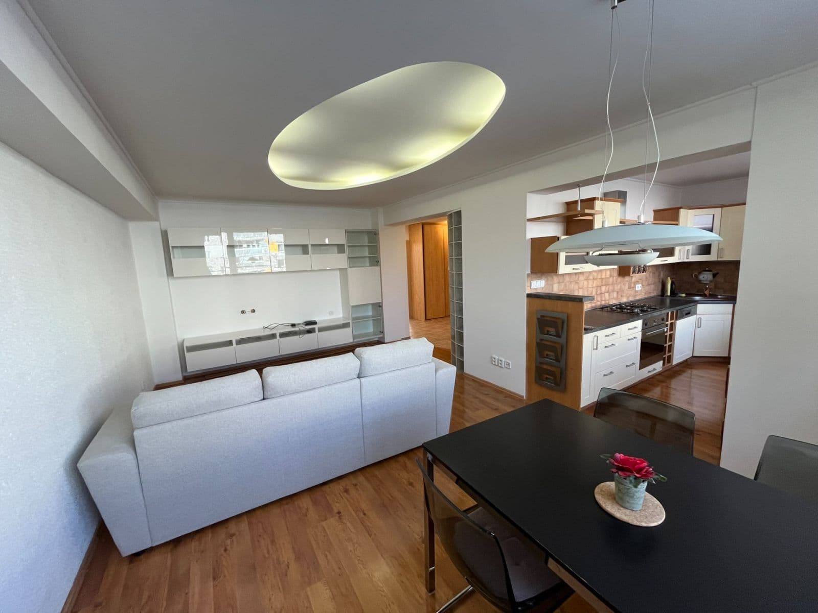 3 bedroom flat to rent, 77 m², Jana Palacha, Mladá Boleslav, Středočeský Region 3 bedroom flat to rent, 77 m², Jana Palacha, Mladá Boleslav, Středočeský Region