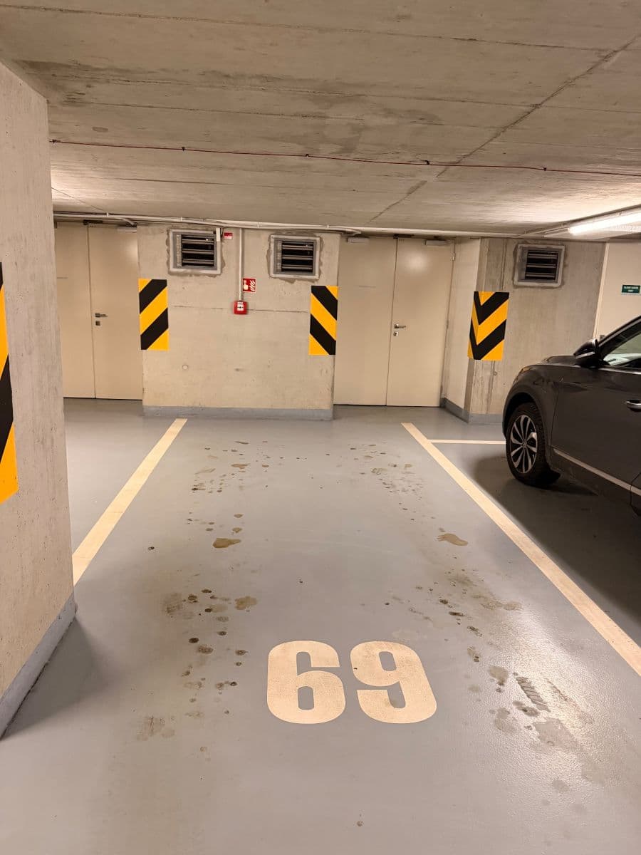 garage to rent, 16 m², Prague, Prague garage to rent, 16 m², Prague, Prague