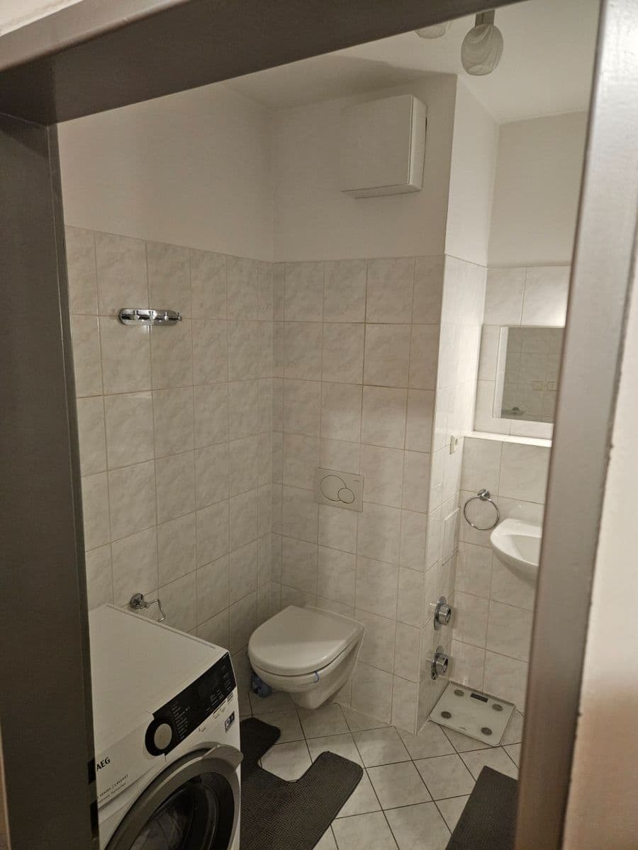 Studio flat to rent, 54 m², Novovysočanská, Prague, Prague Studio flat to rent, 54 m², Novovysočanská, Prague, Prague