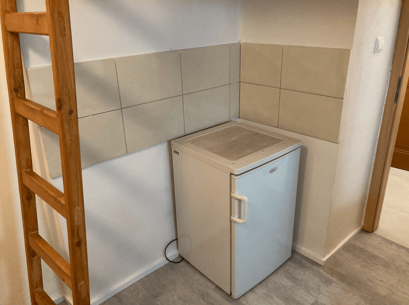 Studio flat to rent, 27 m², Vrchlického, Prague, Prague Studio flat to rent, 27 m², Vrchlického, Prague, Prague