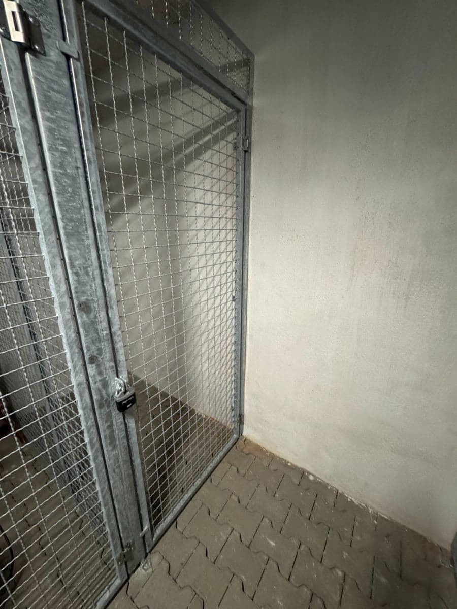 Studio flat to rent, 28 m², Křížová, Prague, Prague Studio flat to rent, 28 m², Křížová, Prague, Prague