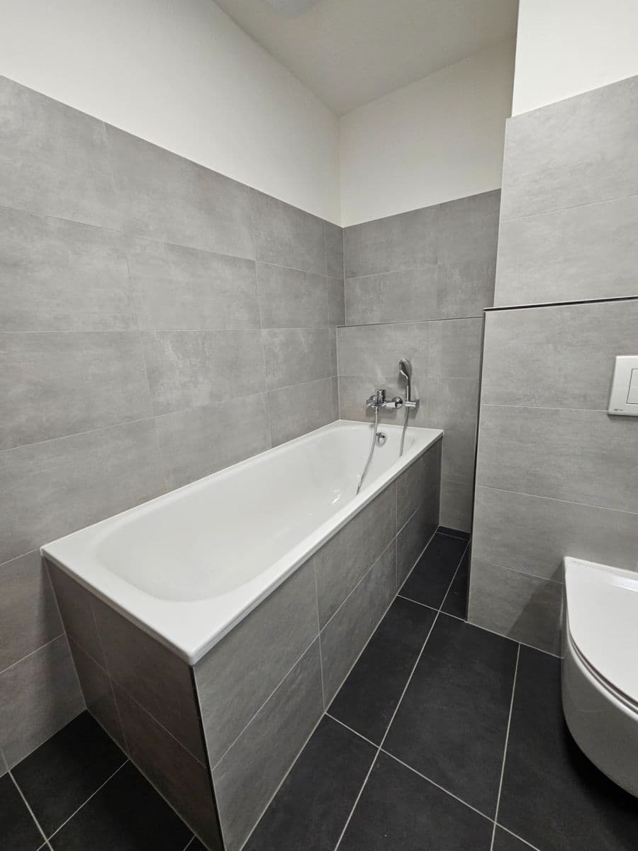 1 bedroom with open-plan kitchen flat to rent, 50 m², Augustina Lukeše, Brandýs nad Labem-Stará Boleslav, Středočeský Region 1 bedroom with open-plan kitchen flat to rent, 50 m², Augustina Lukeše, Brandýs nad Labem-Stará Boleslav, Středočeský Region