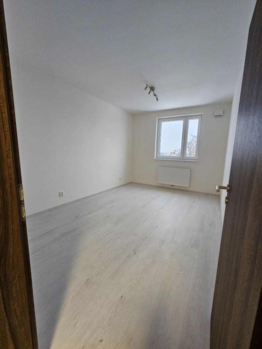 1 bedroom with open-plan kitchen flat to rent, 50 m², Augustina Lukeše, Brandýs nad Labem-Stará Boleslav, Středočeský Region 1 bedroom with open-plan kitchen flat to rent, 50 m², Augustina Lukeše, Brandýs nad Labem-Stará Boleslav, Středočeský Region