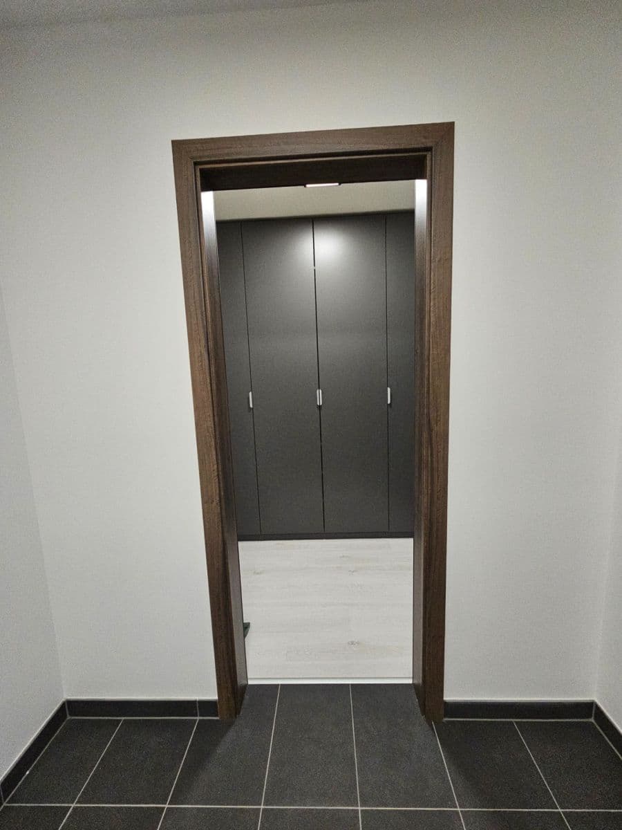 1 bedroom with open-plan kitchen flat to rent, 50 m², Augustina Lukeše, Brandýs nad Labem-Stará Boleslav, Středočeský Region 1 bedroom with open-plan kitchen flat to rent, 50 m², Augustina Lukeše, Brandýs nad Labem-Stará Boleslav, Středočeský Region