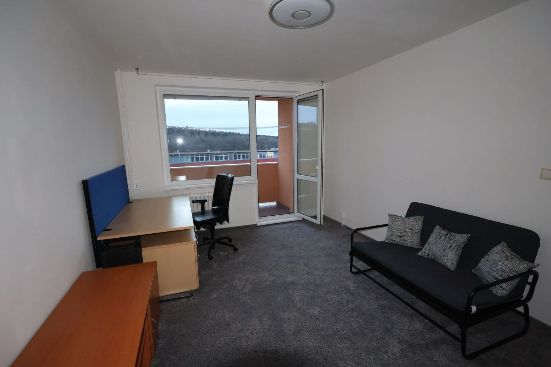 2 bedroom flat to rent, 61 m², U Olivovny, Říčany, Středočeský Region 2 bedroom flat to rent, 61 m², U Olivovny, Říčany, Středočeský Region