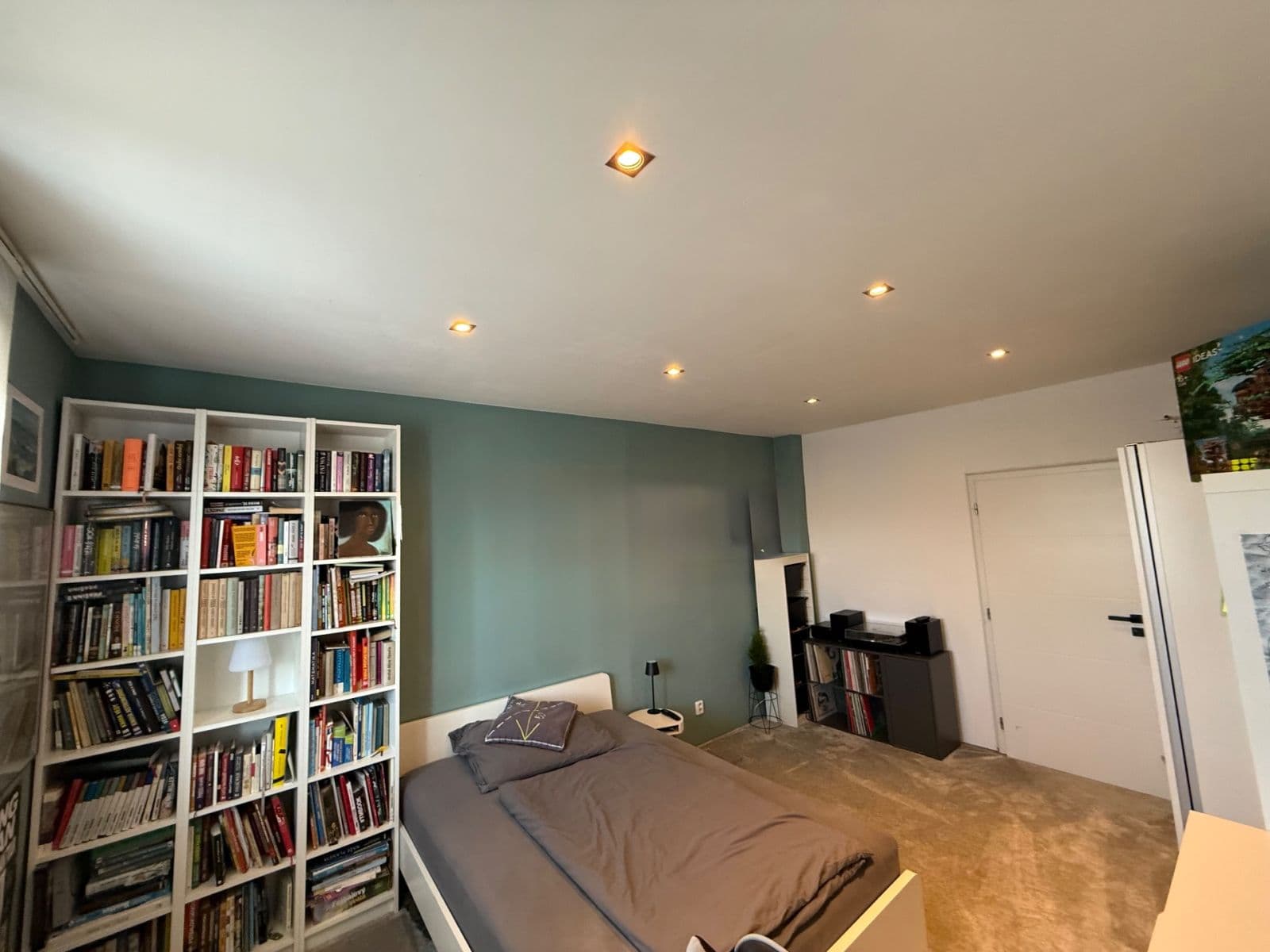 4 bedroom with open-plan kitchen flat for sale, 159 m², Kostelecká, Mratín, Středočeský Region 4 bedroom with open-plan kitchen flat for sale, 159 m², Kostelecká, Mratín, Středočeský Region