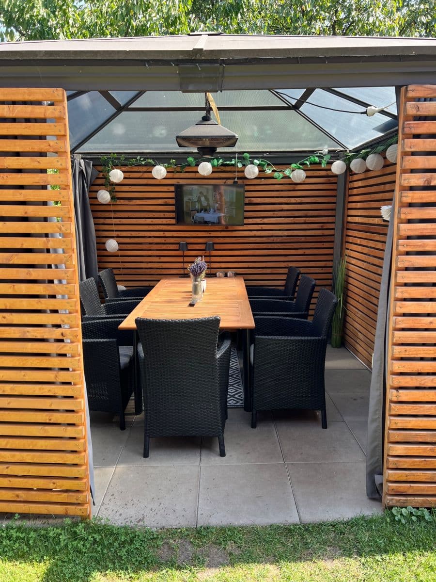 4 bedroom with open-plan kitchen flat for sale, 159 m², Kostelecká, Mratín, Středočeský Region 4 bedroom with open-plan kitchen flat for sale, 159 m², Kostelecká, Mratín, Středočeský Region