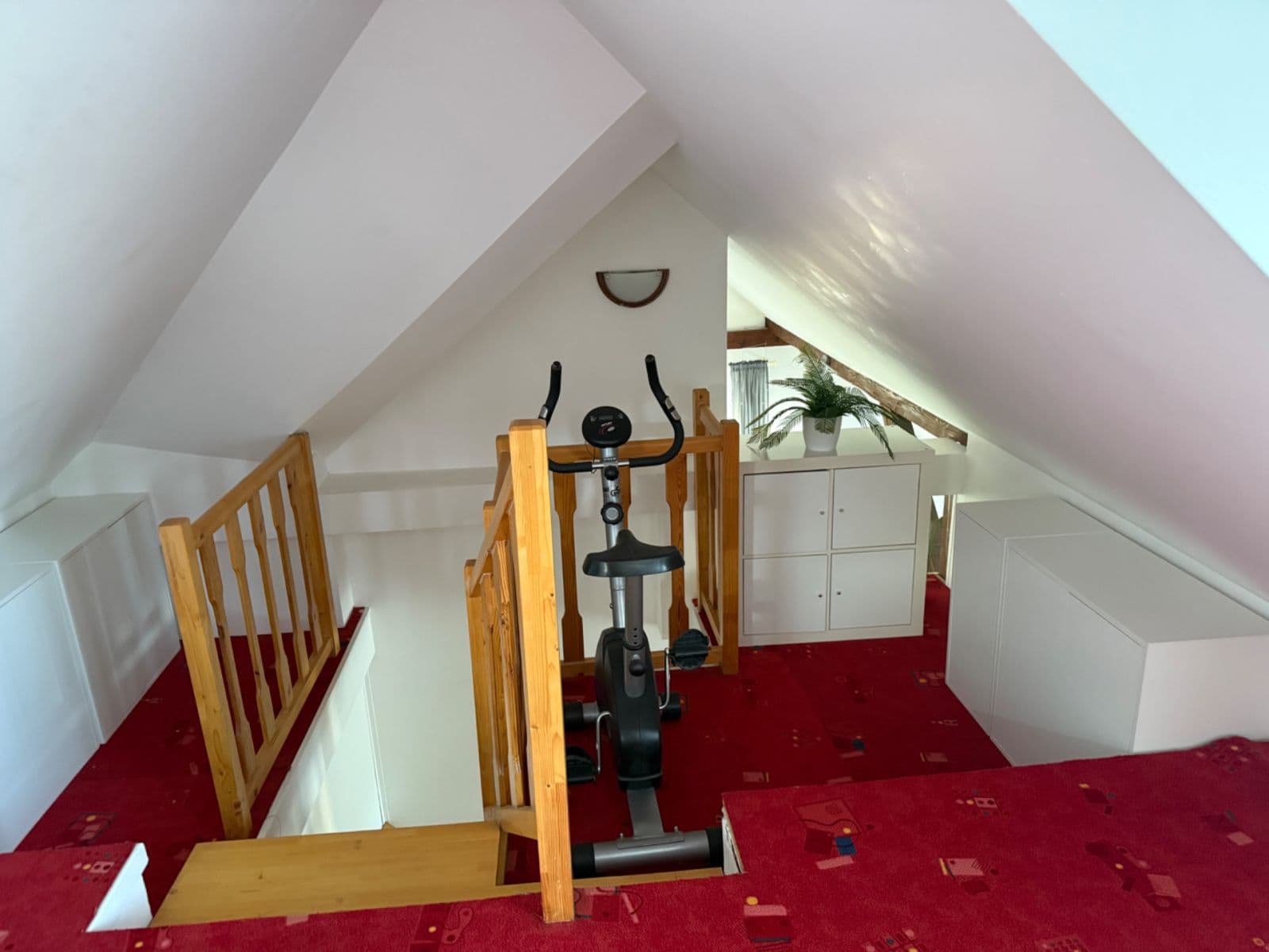 3 bedroom with open-plan kitchen flat for sale, 145 m², Kostelecká, Mratín, Středočeský Region 3 bedroom with open-plan kitchen flat for sale, 145 m², Kostelecká, Mratín, Středočeský Region