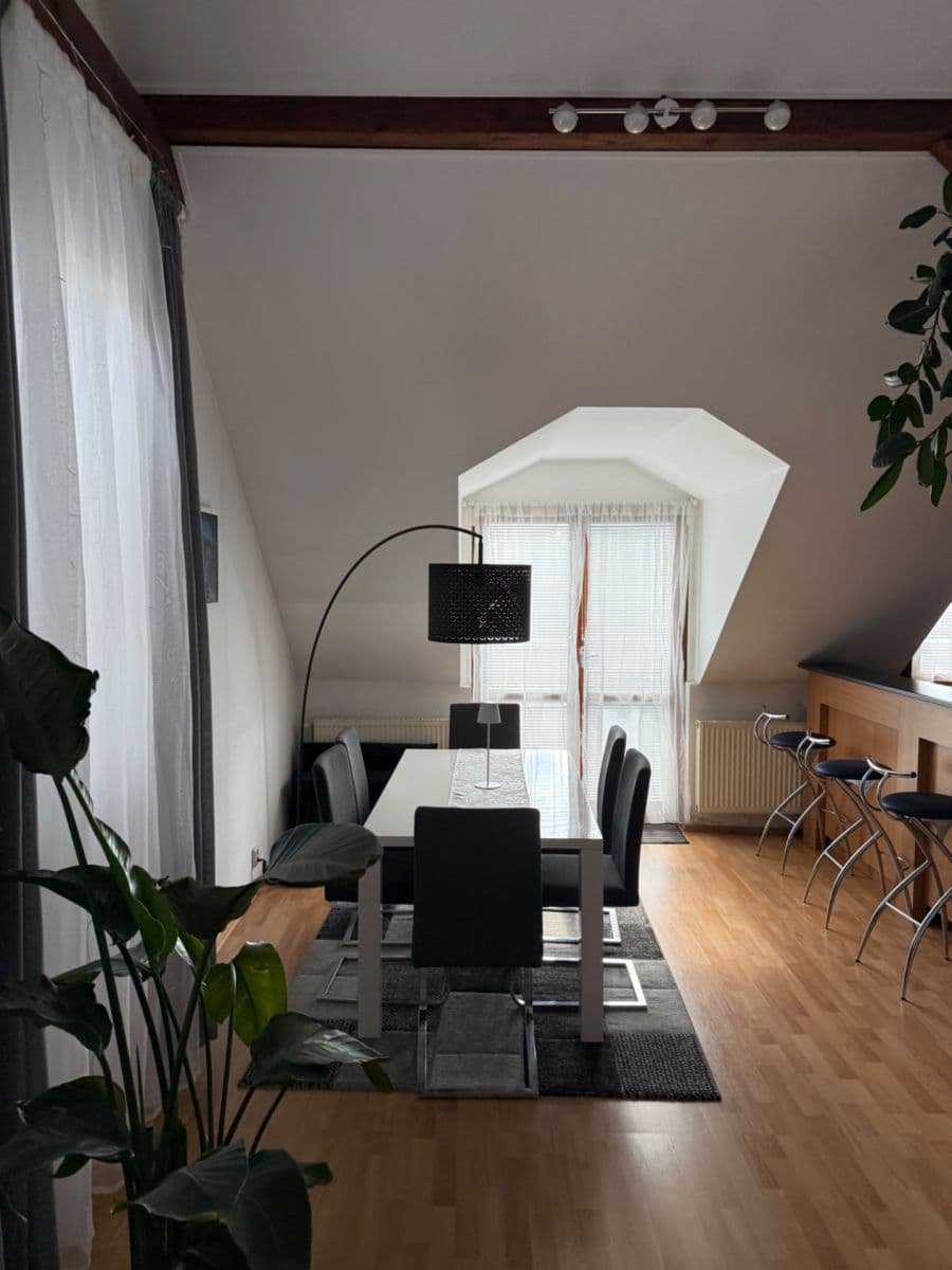 3 bedroom with open-plan kitchen flat for sale, 145 m², Kostelecká, Mratín, Středočeský Region 3 bedroom with open-plan kitchen flat for sale, 145 m², Kostelecká, Mratín, Středočeský Region