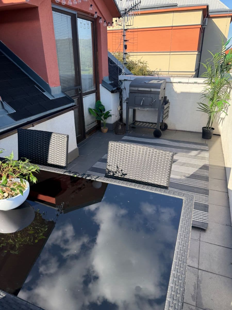 3 bedroom with open-plan kitchen flat for sale, 145 m², Kostelecká, Mratín, Středočeský Region 3 bedroom with open-plan kitchen flat for sale, 145 m², Kostelecká, Mratín, Středočeský Region