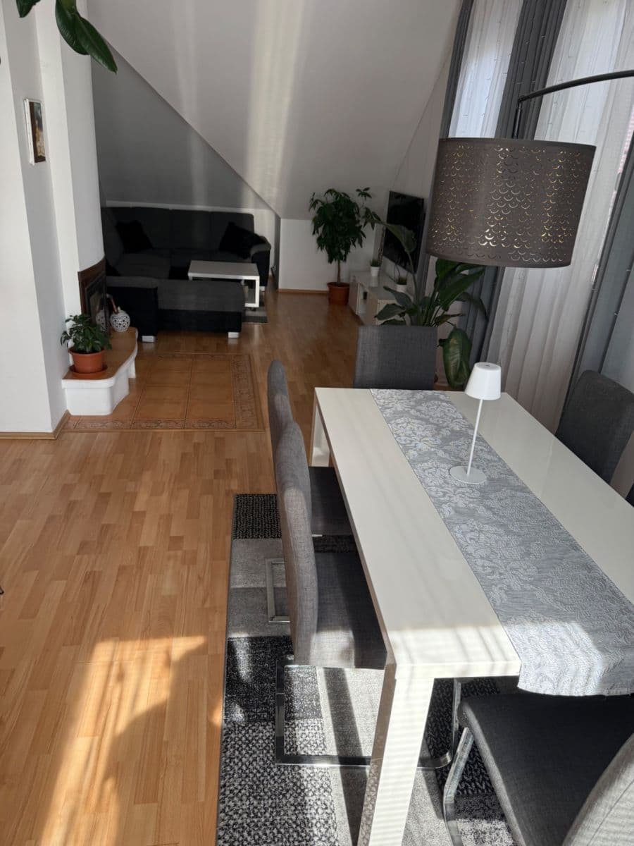 3 bedroom with open-plan kitchen flat for sale, 145 m², Kostelecká, Mratín, Středočeský Region 3 bedroom with open-plan kitchen flat for sale, 145 m², Kostelecká, Mratín, Středočeský Region