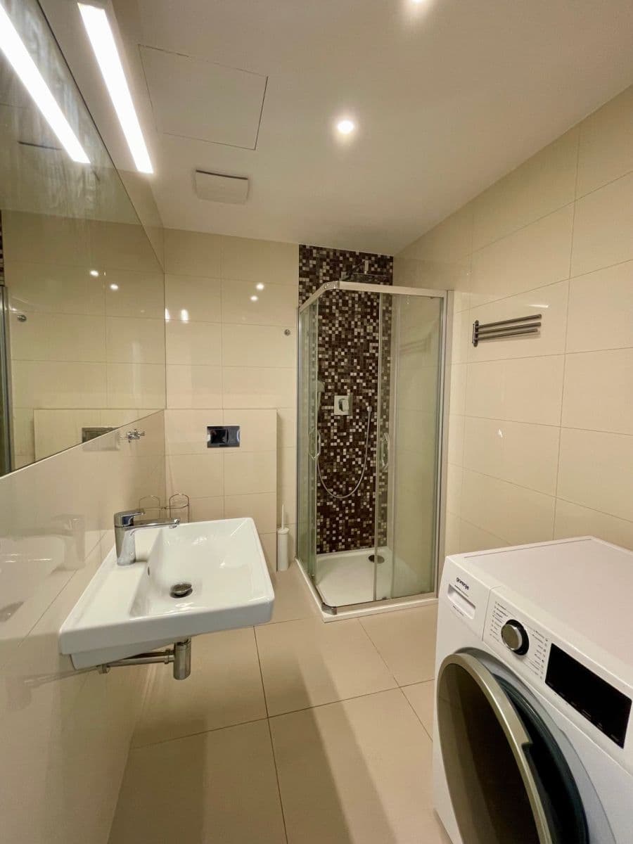 Studio flat to rent, 26 m², Příčná, Prague, Prague Studio flat to rent, 26 m², Příčná, Prague, Prague