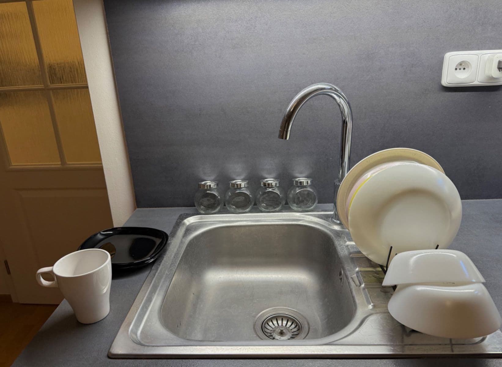 Studio flat to rent, 26 m², Příčná, Prague, Prague Studio flat to rent, 26 m², Příčná, Prague, Prague