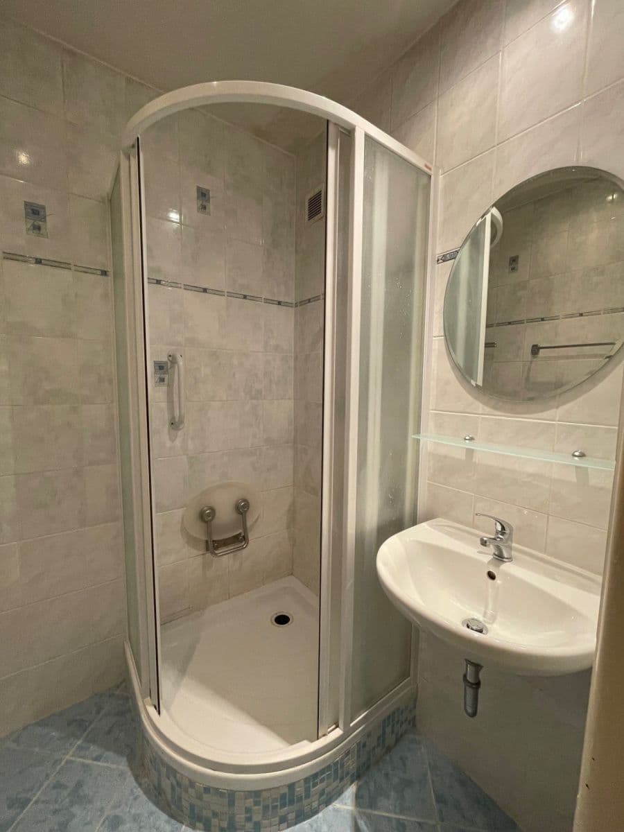 2 bedroom flat to rent, 55 m², Ovčárská, Prague, Prague 2 bedroom flat to rent, 55 m², Ovčárská, Prague, Prague