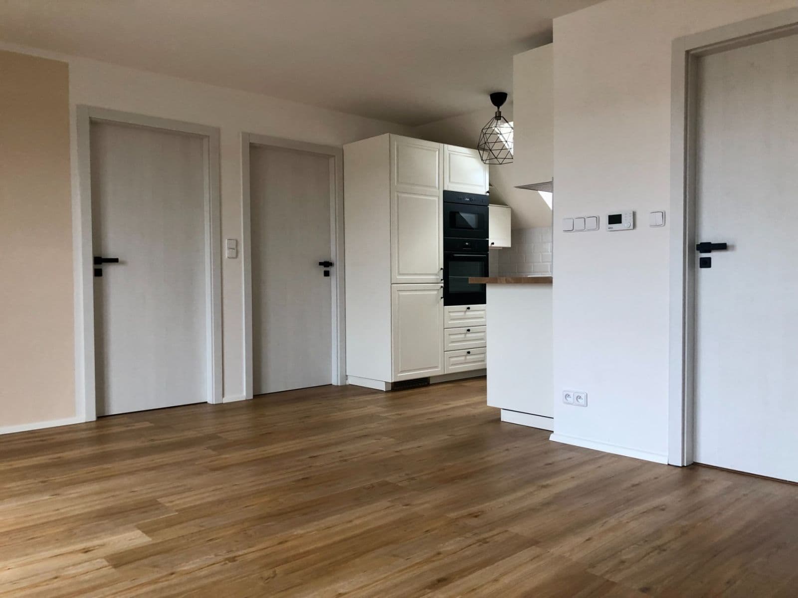 2 bedroom with open-plan kitchen flat to rent, 62 m², Hekova, Prague, Prague 2 bedroom with open-plan kitchen flat to rent, 62 m², Hekova, Prague, Prague