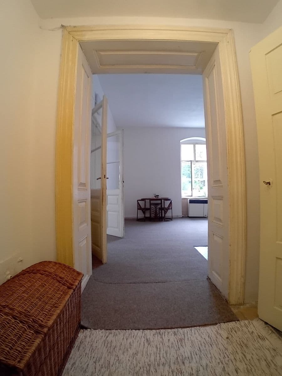 1 bedroom flat to rent, 65 m², Roháče z Dubé, Česká Lípa, Liberecký Region 1 bedroom flat to rent, 65 m², Roháče z Dubé, Česká Lípa, Liberecký Region