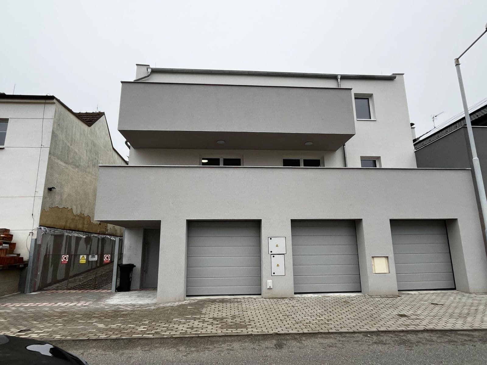 3 bedroom flat to rent, 86 m², Podohradská, Prague, Prague 3 bedroom flat to rent, 86 m², Podohradská, Prague, Prague