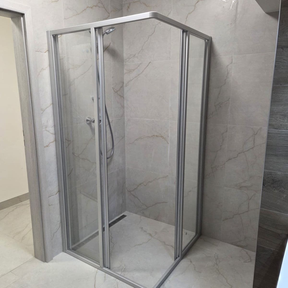 3 bedroom flat to rent, 86 m², Podohradská, Prague, Prague 3 bedroom flat to rent, 86 m², Podohradská, Prague, Prague