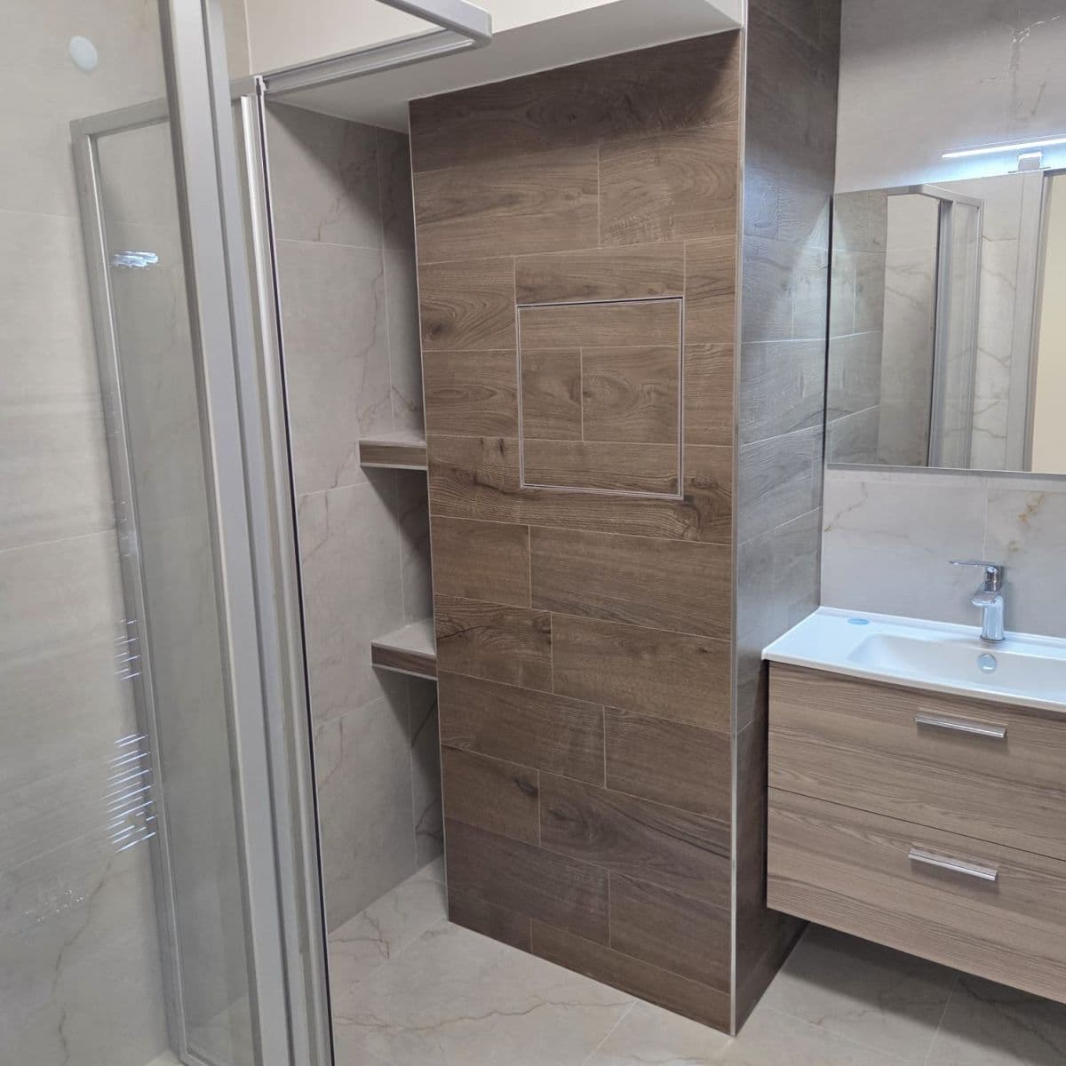 3 bedroom flat to rent, 86 m², Podohradská, Prague, Prague 3 bedroom flat to rent, 86 m², Podohradská, Prague, Prague