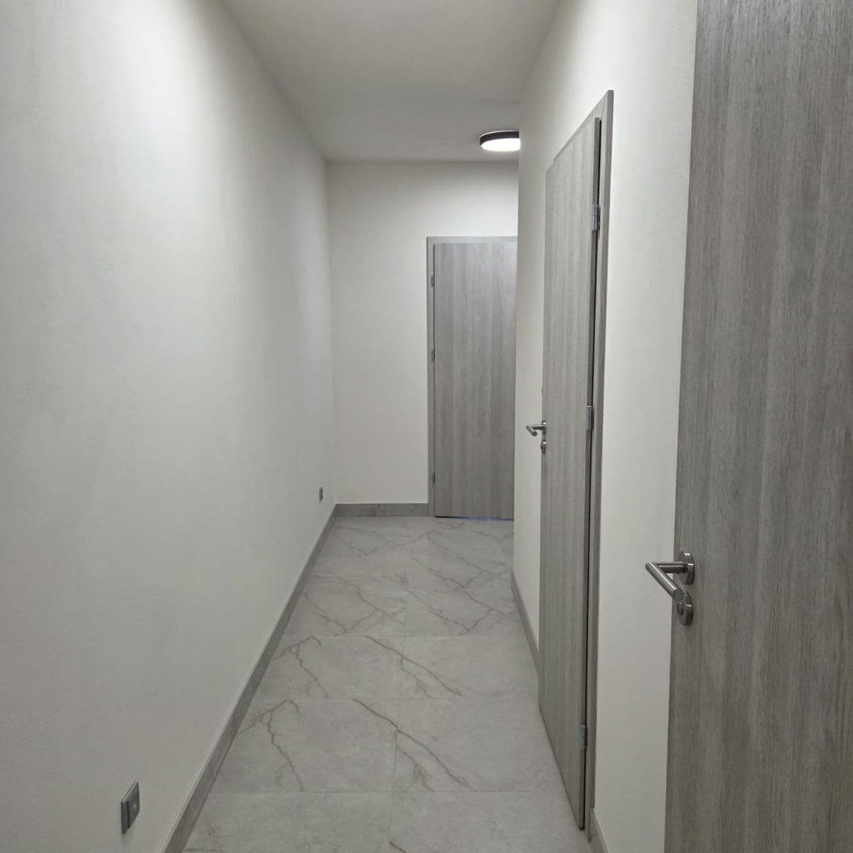 3 bedroom flat to rent, 86 m², Podohradská, Prague, Prague 3 bedroom flat to rent, 86 m², Podohradská, Prague, Prague