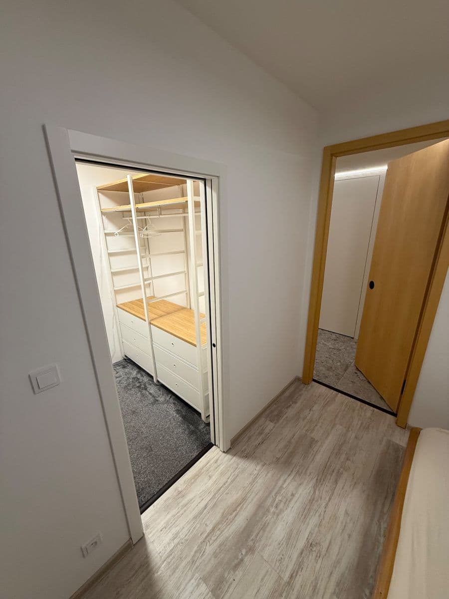 1 bedroom with open-plan kitchen flat to rent, 56 m², Sázavská, Žďár nad Sázavou, Vysočina Region 1 bedroom with open-plan kitchen flat to rent, 56 m², Sázavská, Žďár nad Sázavou, Vysočina Region