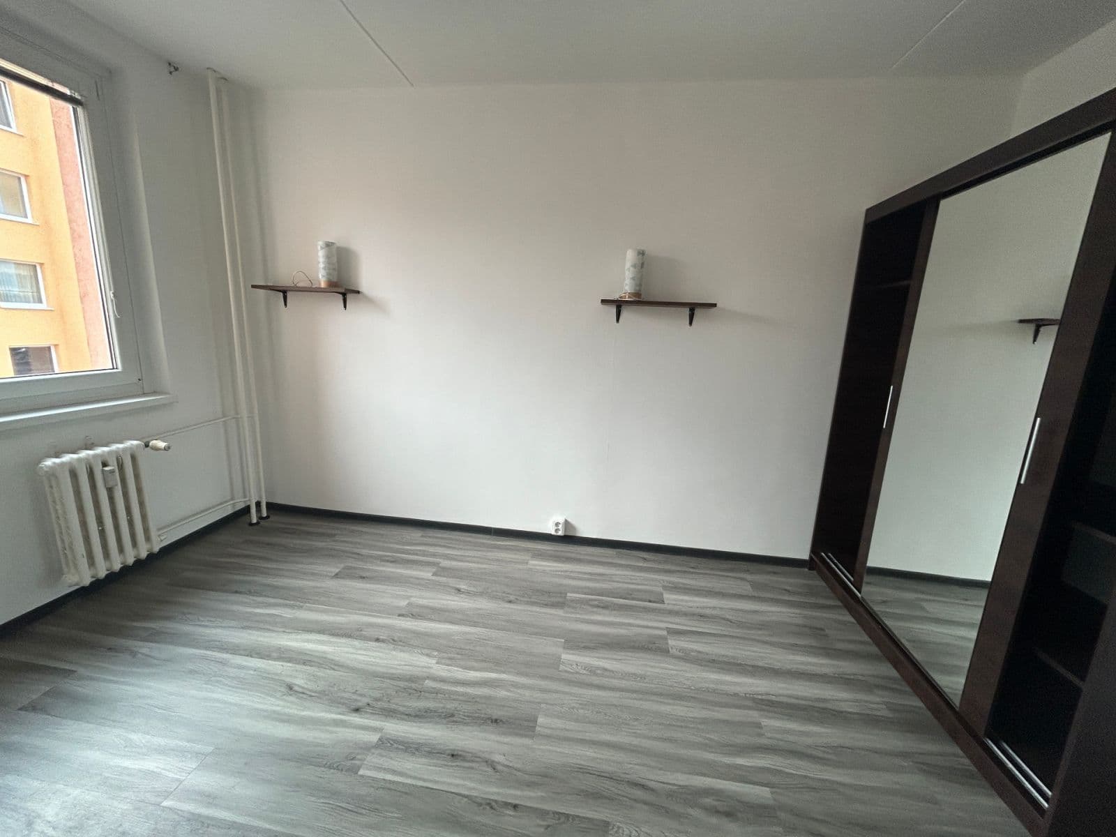 4 bedroom flat to rent, 84 m², Prague, Prague 4 bedroom flat to rent, 84 m², Prague, Prague