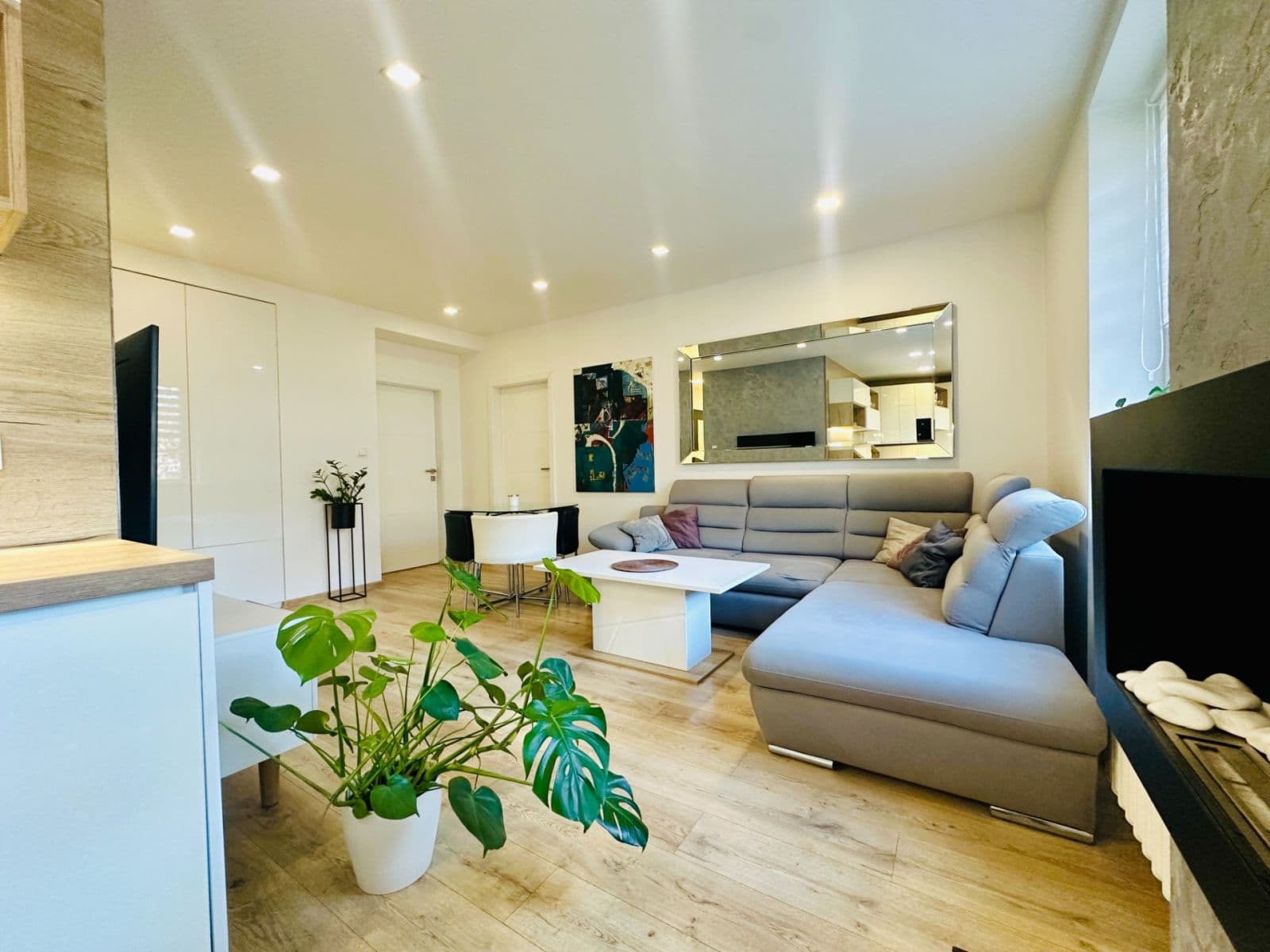 2 bedroom with open-plan kitchen flat for sale, 65 m², Mitušova, Ostrava, Moravskoslezský Region 2 bedroom with open-plan kitchen flat for sale, 65 m², Mitušova, Ostrava, Moravskoslezský Region