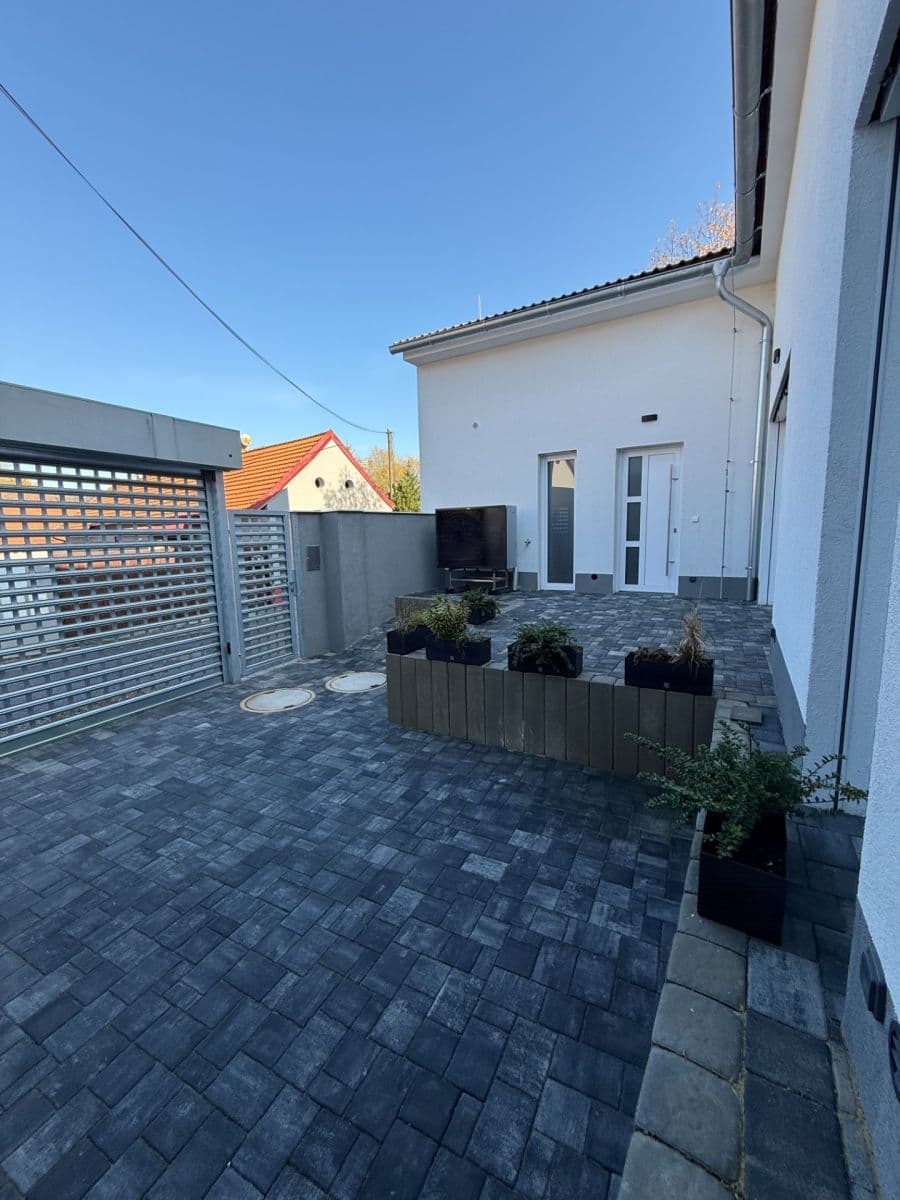 house to rent, 160 m², Pod Přehradou, Prague, Prague house to rent, 160 m², Pod Přehradou, Prague, Prague