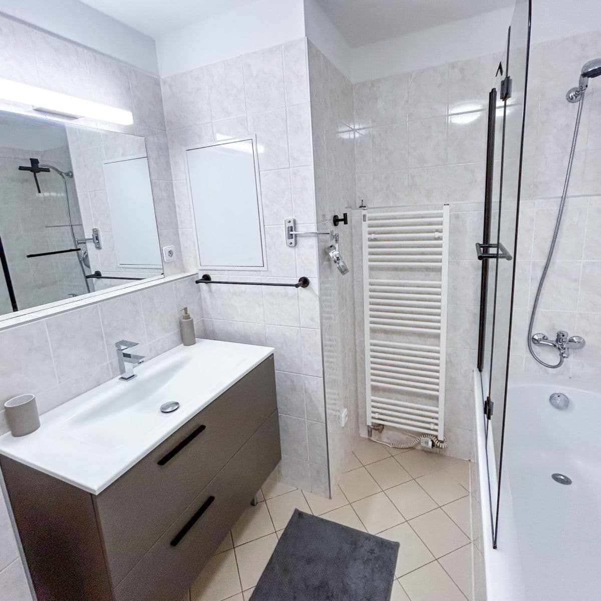 1 bedroom with open-plan kitchen flat to rent, 54 m², Kališnická, Prague, Prague 1 bedroom with open-plan kitchen flat to rent, 54 m², Kališnická, Prague, Prague