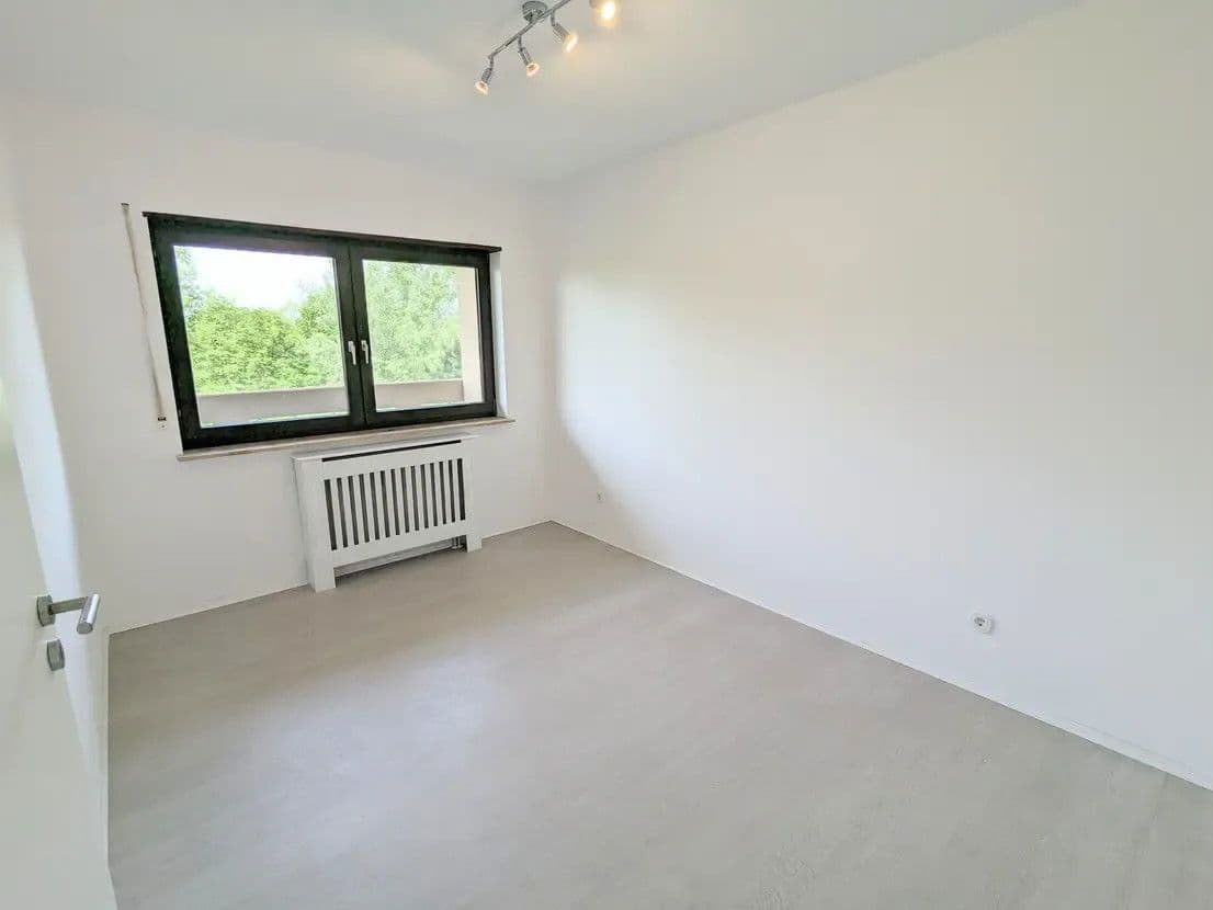 1 bedroom with open-plan kitchen flat to rent, 62 m², Woogstraße 36, Neuhofen, Rhineland-Palatinate 1 bedroom with open-plan kitchen flat to rent, 62 m², Woogstraße 36, Neuhofen, Rhineland-Palatinate