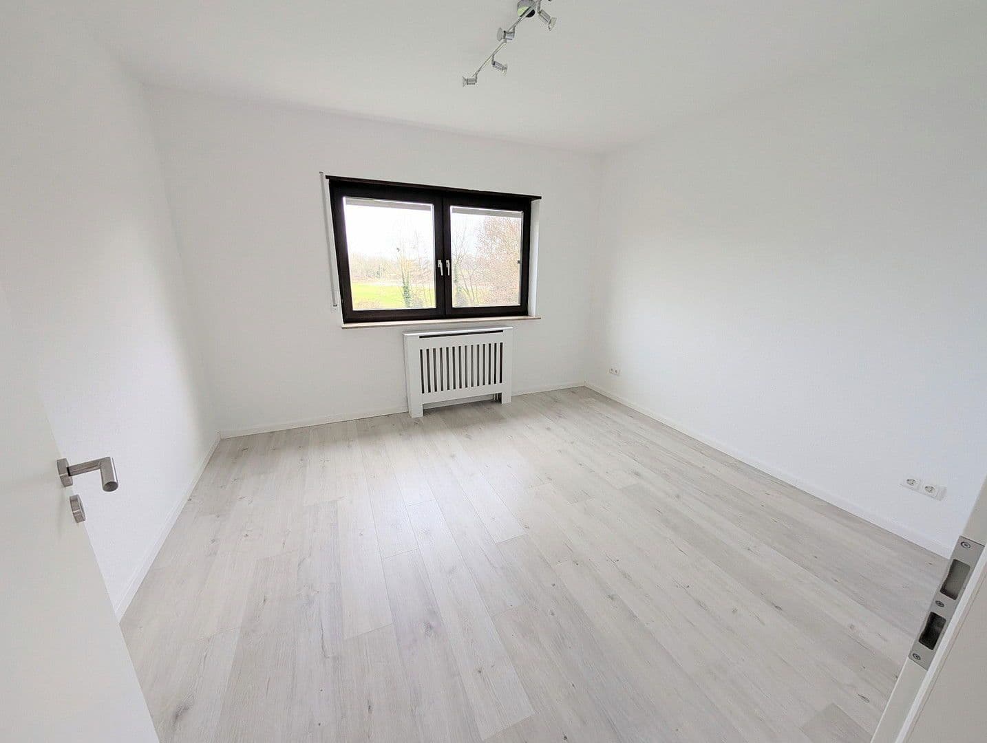 3 bedroom flat to rent, 70 m², Woogstraße 36, Neuhofen, Rhineland-Palatinate 3 bedroom flat to rent, 70 m², Woogstraße 36, Neuhofen, Rhineland-Palatinate