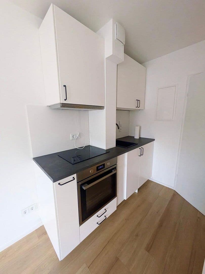 1 bedroom flat to rent, 22 m², Bad-Berneck-Str. 1, München, Bavaria 1 bedroom flat to rent, 22 m², Bad-Berneck-Str. 1, München, Bavaria