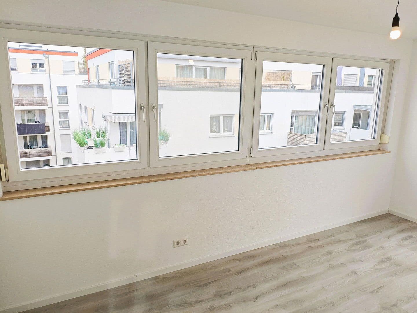 4 bedroom flat to rent, 100 m², Leonardo-Da-Vinci-Platz 1, Böblingen, Baden-Württemberg 4 bedroom flat to rent, 100 m², Leonardo-Da-Vinci-Platz 1, Böblingen, Baden-Württemberg