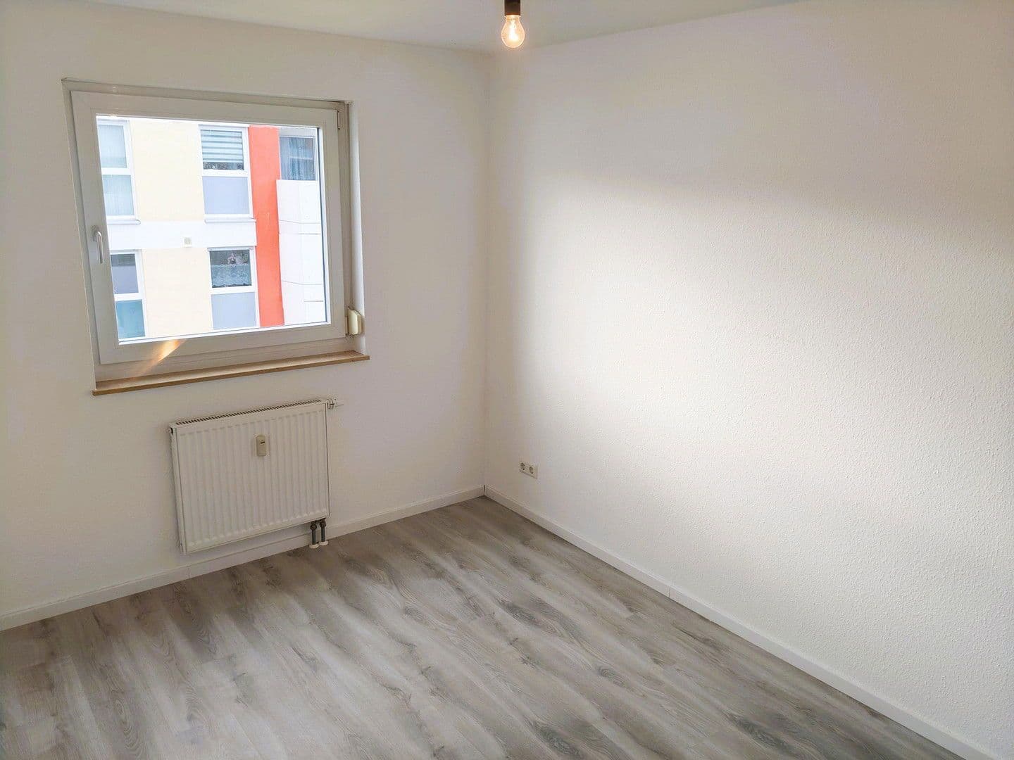 4 bedroom flat to rent, 100 m², Leonardo-Da-Vinci-Platz 1, Böblingen, Baden-Württemberg 4 bedroom flat to rent, 100 m², Leonardo-Da-Vinci-Platz 1, Böblingen, Baden-Württemberg