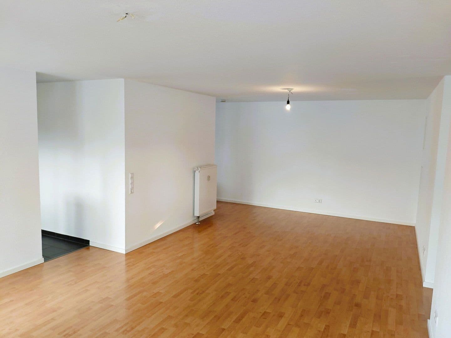 4 bedroom flat to rent, 100 m², Leonardo-Da-Vinci-Platz 1, Böblingen, Baden-Württemberg 4 bedroom flat to rent, 100 m², Leonardo-Da-Vinci-Platz 1, Böblingen, Baden-Württemberg