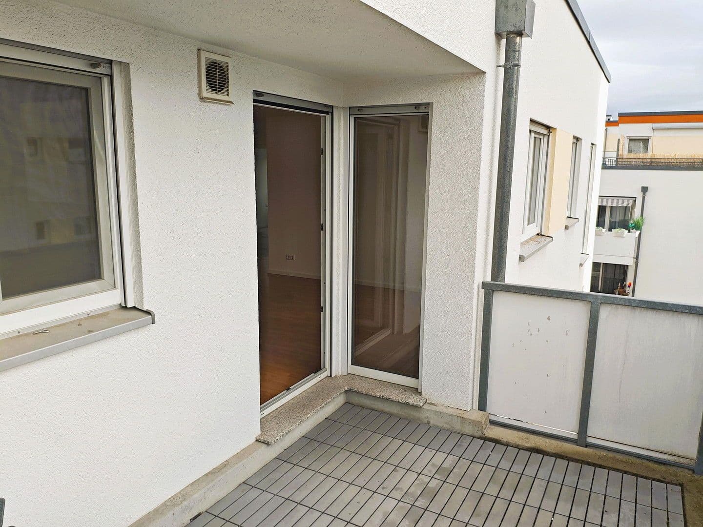 4 bedroom flat to rent, 100 m², Leonardo-Da-Vinci-Platz 1, Böblingen, Baden-Württemberg 4 bedroom flat to rent, 100 m², Leonardo-Da-Vinci-Platz 1, Böblingen, Baden-Württemberg