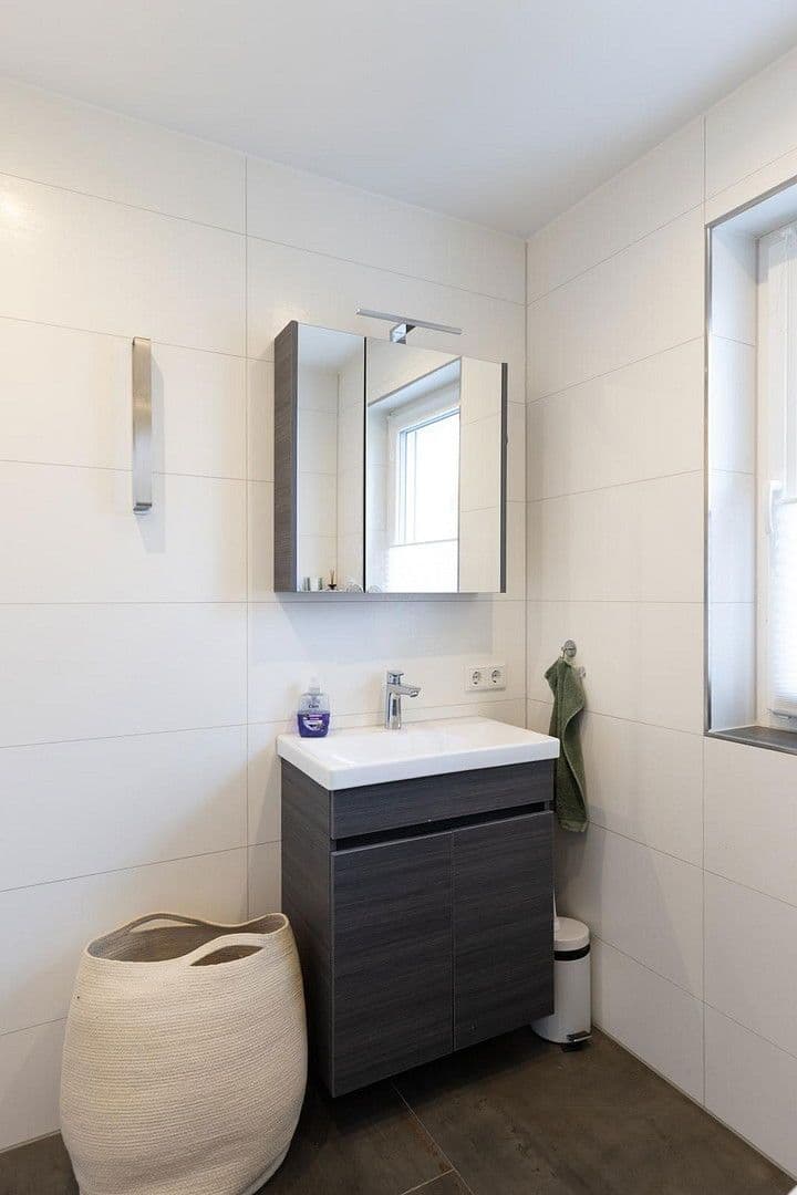 house for sale, 145 m², Fürther Str. 46, Roßtal, Bavaria house for sale, 145 m², Fürther Str. 46, Roßtal, Bavaria