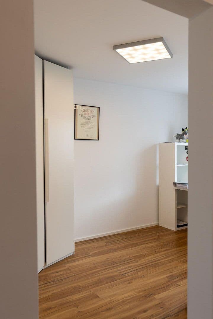 house for sale, 145 m², Fürther Str. 46, Roßtal, Bavaria house for sale, 145 m², Fürther Str. 46, Roßtal, Bavaria