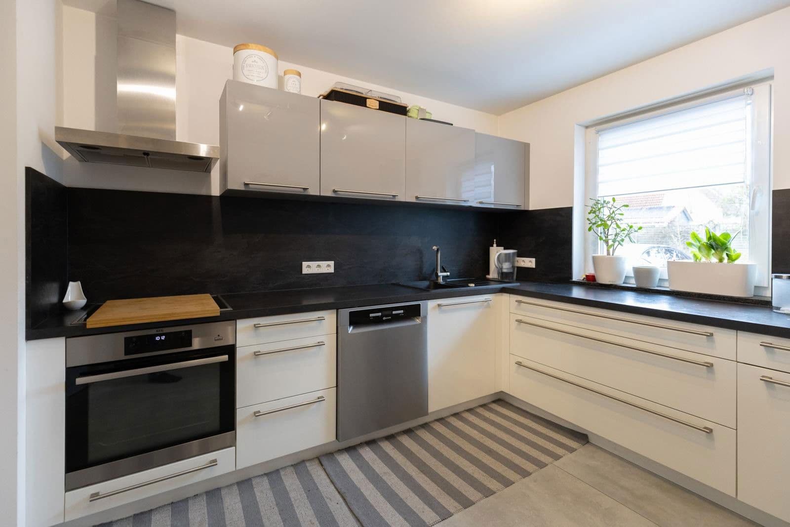 house for sale, 145 m², Fürther Str. 46, Roßtal, Bavaria house for sale, 145 m², Fürther Str. 46, Roßtal, Bavaria