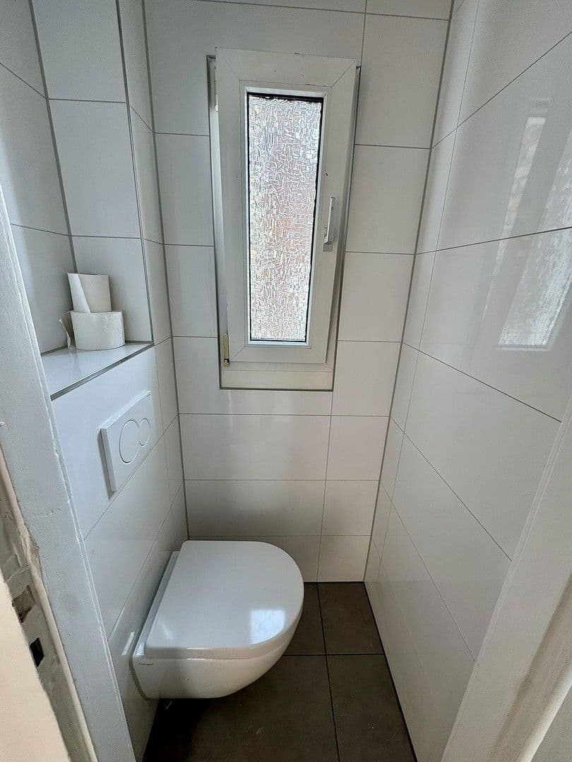 4 bedroom flat to rent, 86 m², Düsseldorf, North Rhine-Westphalia 4 bedroom flat to rent, 86 m², Düsseldorf, North Rhine-Westphalia