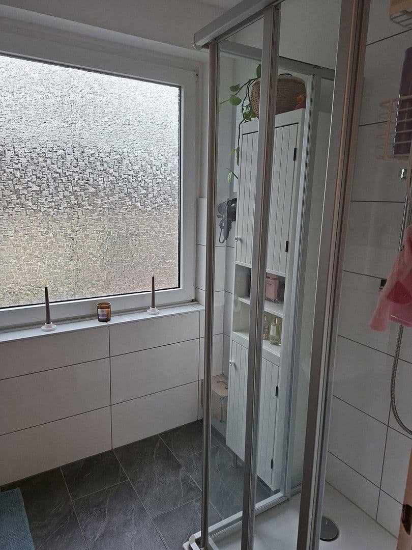 2 bedroom with open-plan kitchen flat to rent, 76 m², Werkerhofstr. 14, Heiligenhaus, North Rhine-Westphalia 2 bedroom with open-plan kitchen flat to rent, 76 m², Werkerhofstr. 14, Heiligenhaus, North Rhine-Westphalia