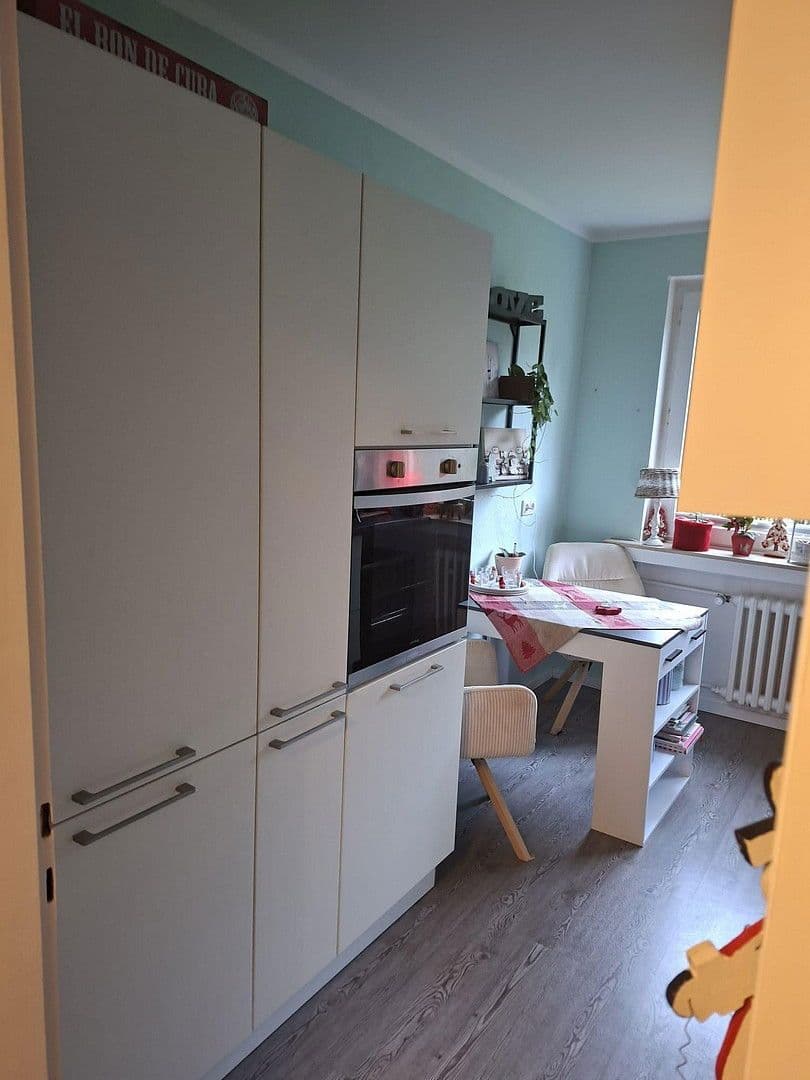 2 bedroom with open-plan kitchen flat to rent, 76 m², Werkerhofstr. 14, Heiligenhaus, North Rhine-Westphalia 2 bedroom with open-plan kitchen flat to rent, 76 m², Werkerhofstr. 14, Heiligenhaus, North Rhine-Westphalia