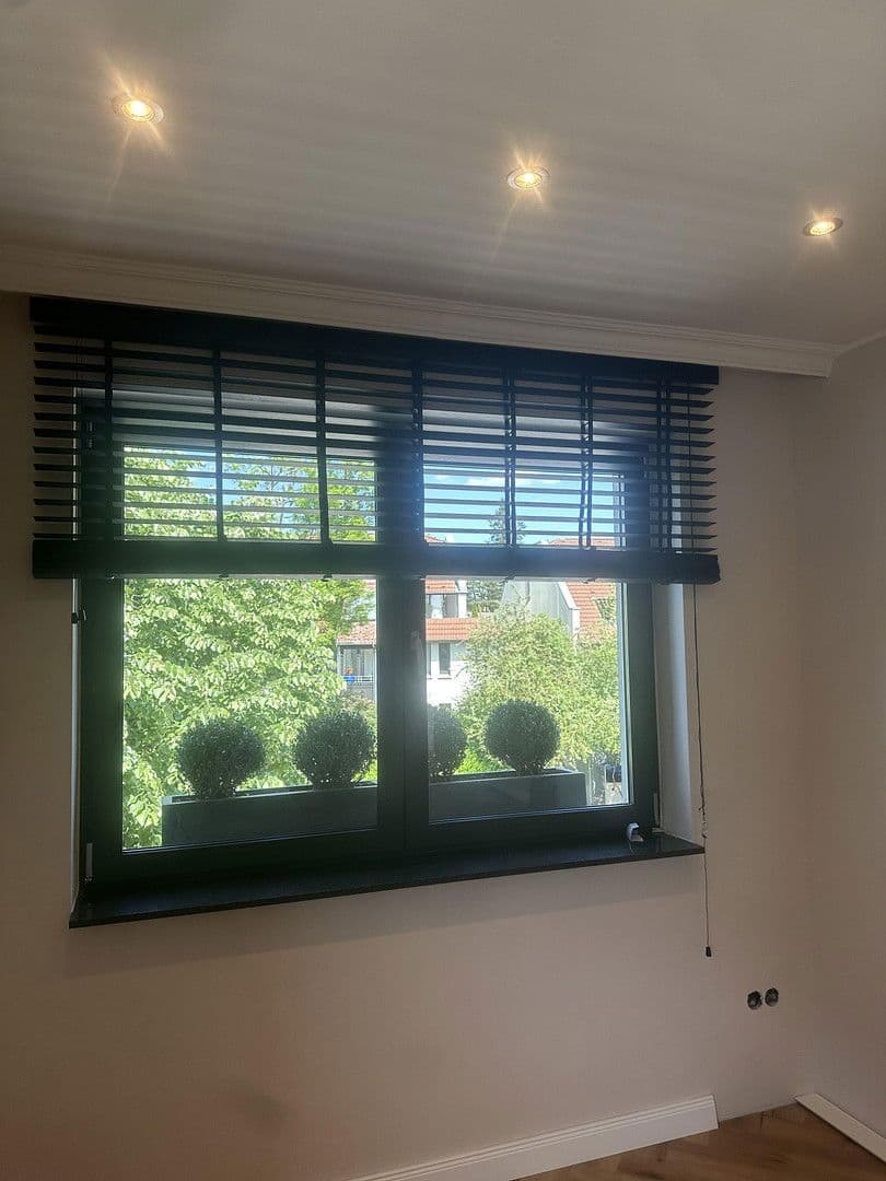 3 bedroom flat to rent, 85 m², Bergische-Landstr.262, Düsseldorf, North Rhine-Westphalia 3 bedroom flat to rent, 85 m², Bergische-Landstr.262, Düsseldorf, North Rhine-Westphalia