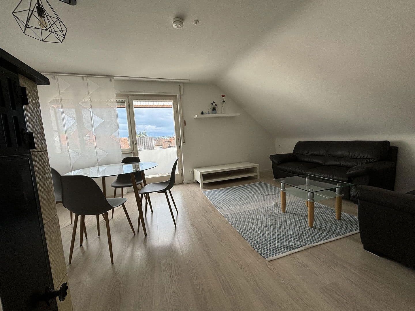 1 bedroom flat to rent, 43 m², Stuttgart, Baden-Württemberg 1 bedroom flat to rent, 43 m², Stuttgart, Baden-Württemberg