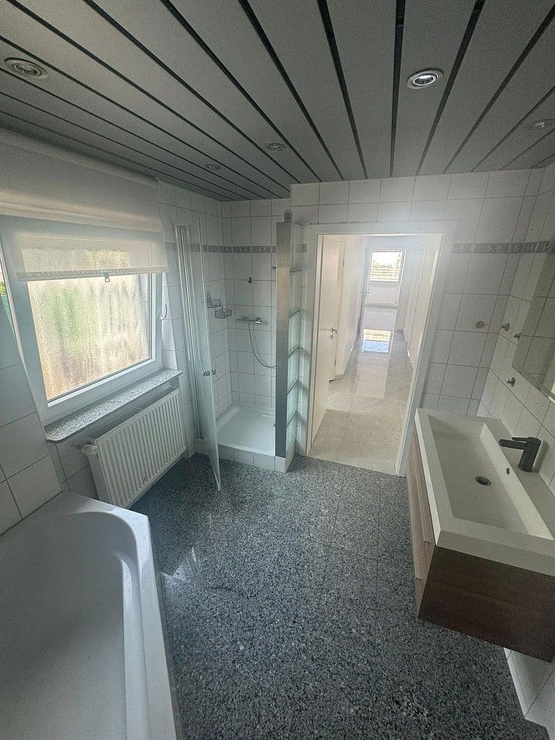 house for sale, 252 m², Mutterstadt, Rhineland-Palatinate house for sale, 252 m², Mutterstadt, Rhineland-Palatinate